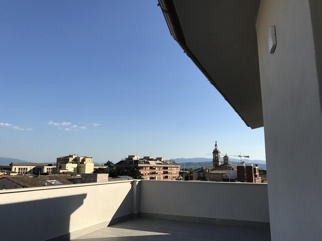 Il Nido - Miniattico Panoramico By Appartamentipetrucci Foligno Ngoại thất bức ảnh